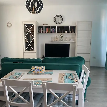 Emi Mamaia * Năvodari